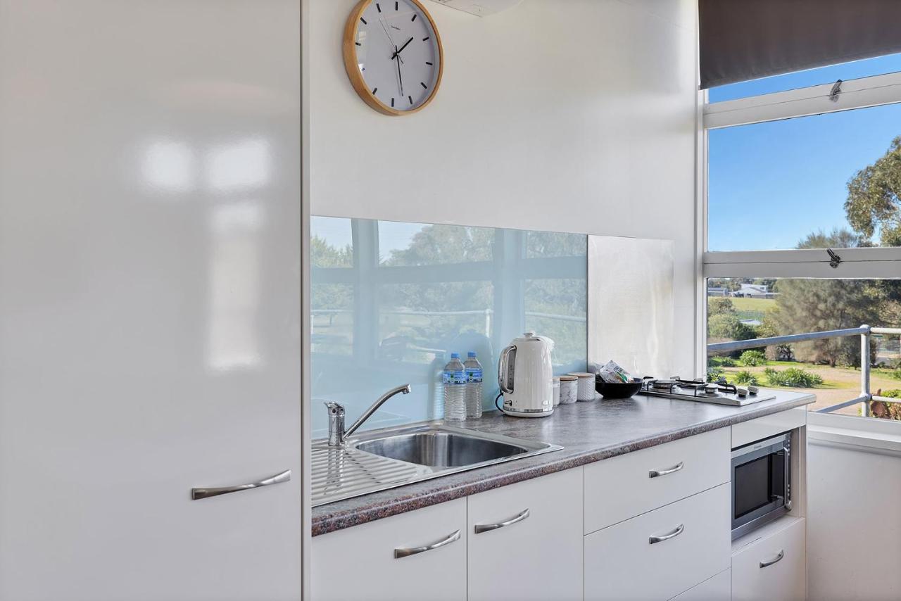 Апартаменты Harmony At Tower Hill Koroit Экстерьер фото
