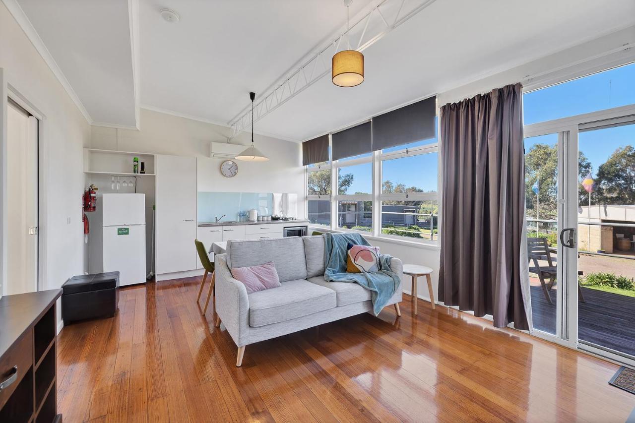Апартаменты Harmony At Tower Hill Koroit Экстерьер фото