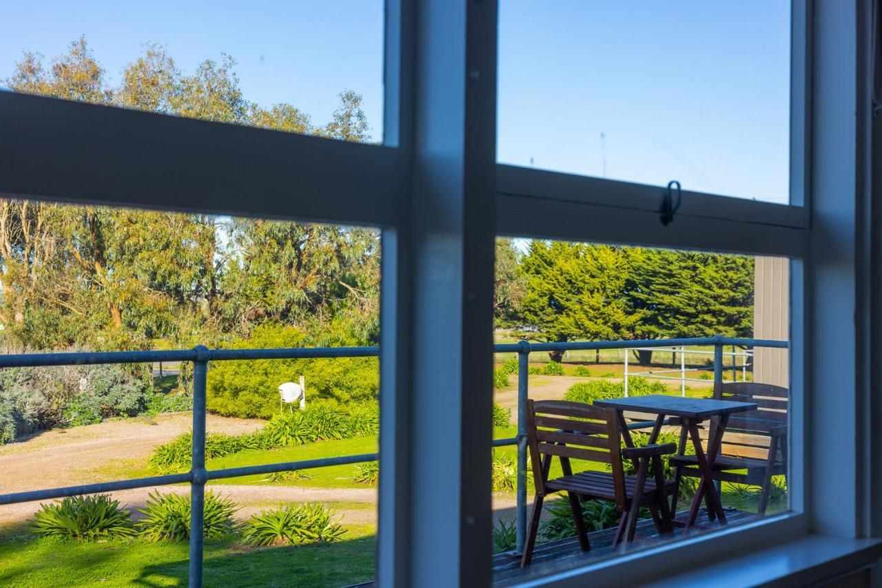 Апартаменты Harmony At Tower Hill Koroit Экстерьер фото